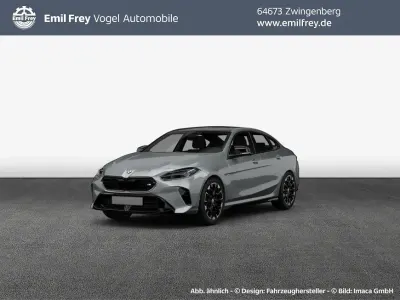 Neu BMW 220 Performance 156 PS (114 kW) 2026 Grau (skyscraper grau metallic) Coupé