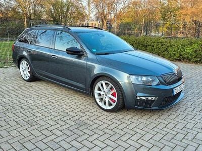 Gebraucht Skoda Octavia RS 220 PS (161 kW) 2015 Grau Kleinwagen