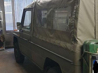 Second-hand Mercedes G230 116 CP (85 kW) 1991 Verde SUV