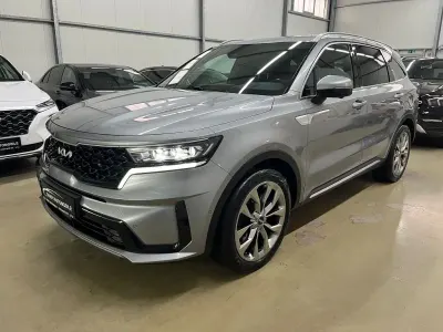 Usata Kia Sorento Platinum 201 CV (147 kW) 2021 Grigio SUV