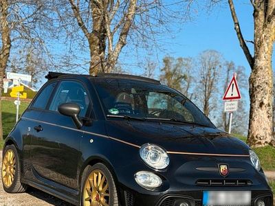 Usado Abarth 595C 165 HP (121 kW) 2020 Preto Cabrios