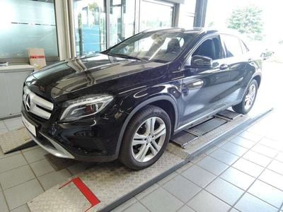 Mercedes GLA220