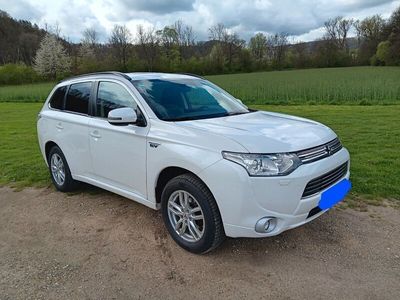 gebraucht Mitsubishi Outlander P-HEV Plug-in Hybrid 2.0 MIVEC H...