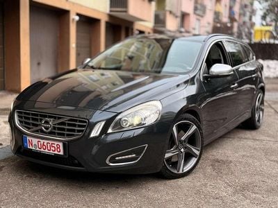 Gebraucht Volvo V60 Ocean Race 253 PS (186 kW) 2013 Grau Kombi