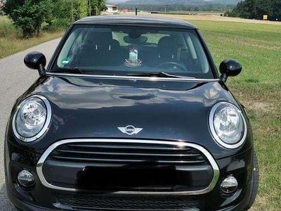 Schwarz Gebraucht 2017 Mini One D Kleinwagen | 10.500 € (Etwas zu teuer)