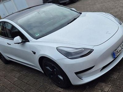 Gebraucht Tesla Model 3 RWD 239 kW (325 PS) 2021 Weiß Limousine
