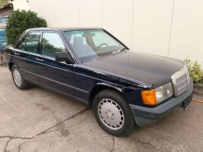 Gebraucht Mercedes 190 118 PS (86 kW) 1987 Blau Limousine