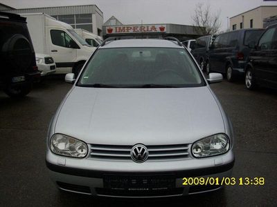 Silber Gebraucht 2001 VW Golf IV Kombi | 2.499 € (Etwas zu teuer)