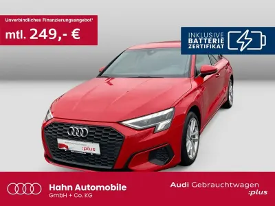 Gebraucht Audi A3 Ambiente 204 PS (150 kW) 2022 Tangorot metallic Limousine