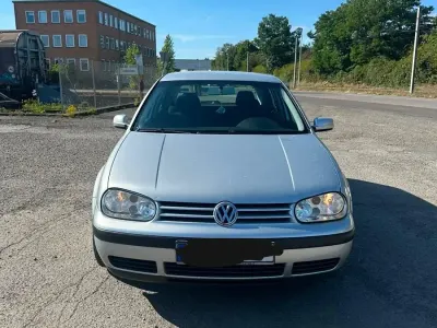 Gebraucht VW Golf IV 105 PS (77 kW) 2003 Silber Limousine