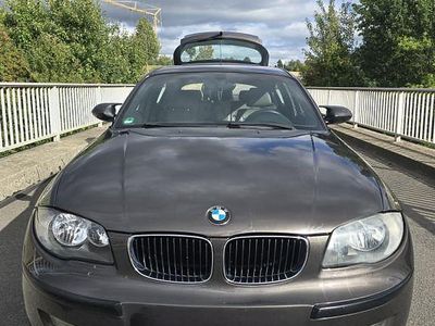 Gebraucht BMW 118 143 PS (105 kW) 2007 Braun Kleinwagen