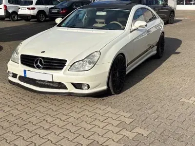 Gebraucht Mercedes CLS500 306 PS (225 kW) 2005 Weiß Coupé