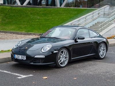Porsche 911 Carrera