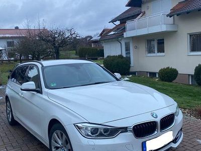 Gebraucht BMW 320 Sport Line 184 PS (135 kW) 2014 Weiß Kombi