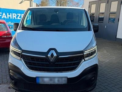 Gebraucht Renault Trafic 107 PS (78 kW) 2020 Weiß Van / Kleinbus