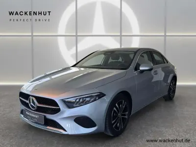 Gebraucht Mercedes A180 Advanced 136 PS (100 kW) 2025 Silber Limousine