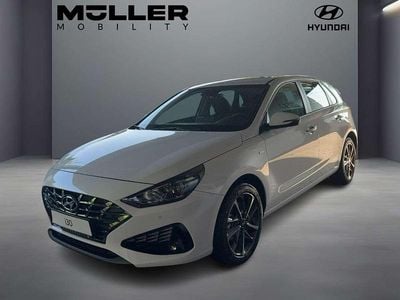 Weiß Gebraucht 2024 Hyundai i30 Trend Limousine | 21.888 € (Superpreis)
