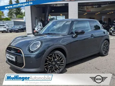 Gebraucht Mini Cooper S Favoured 204 PS (150 kW) 2025 Legend grey (metallic) Kleinwagen