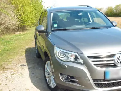 Gebraucht VW Tiguan Team 170 PS (125 kW) 2010 Grau SUV