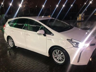 Weiß Gebraucht 2018 Toyota Prius+ Plus Van / Kleinbus | 10.500 €