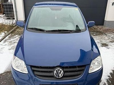 Gebraucht VW Fox 54 PS (39 kW) 2009 Blau Kleinwagen