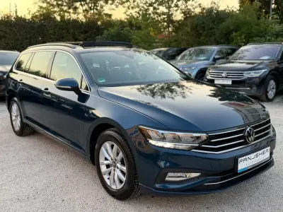 Gebraucht VW Passat Business 150 PS (110 kW) 2023 Aquamarinblau Kombi