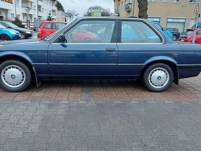 Blau Gebraucht 1988 BMW 320 Coupé | 15.990 €