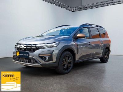Grau Neu 2025 Dacia Jogger Extreme Van / Kleinbus | 22.890 € (Fairer Preis)