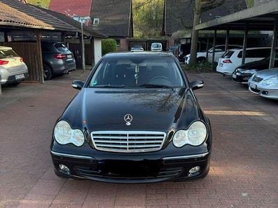 Usata Mercedes C180 Elegance 143 CV (105 kW) 2005 Nero Berlina
