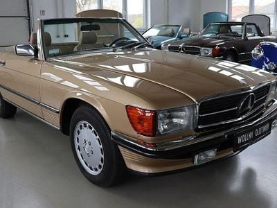 Gebraucht Mercedes 560 231 PS (169 kW) 1987 Gold Cabrio