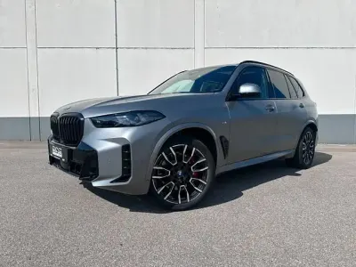Gebraucht BMW X5 M Sport 352 PS (258 kW) 2026 Grau SUV