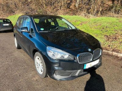 Gebraucht BMW 218 Active Tourer 140 PS (102 kW) 2020 Schwarz Van / Kleinbus