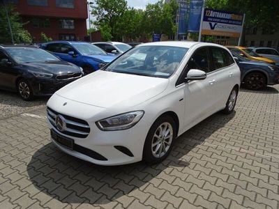 Mercedes B250e