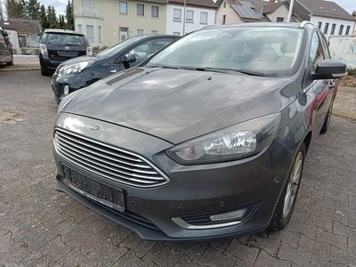 Gebraucht Ford Focus Titanium 150 PS (110 kW) 2016 Grau Kombi