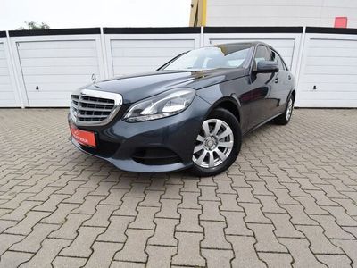 Mercedes E200