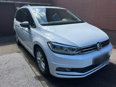 Gebraucht VW Touran Sound 116 PS (85 kW) 2017 Weiß Van / Kleinbus