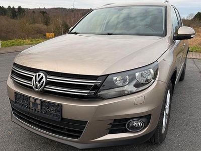 Beige Gebraucht 2012 VW Tiguan Sportline SUV | 9.400 € (Fairer Preis)