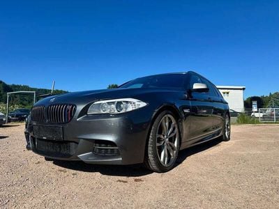 BMW M550