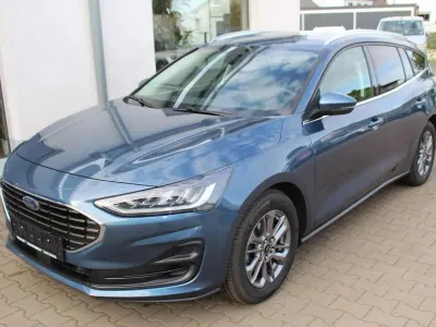 Gebraucht Ford Focus Titanium 125 PS (91 kW) 2022 Chromablau metallic Kombi