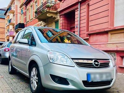 Usata Opel Zafira Edition 150 CV (110 kW) 2009 Argento Monovolume