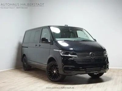 Second-hand VW T6.1 204 CP (150 kW) 2023 Negru Van