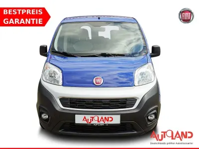 Gebraucht Fiat Fiorino 80 PS (58 kW) 2019 Blau Van / Kleinbus