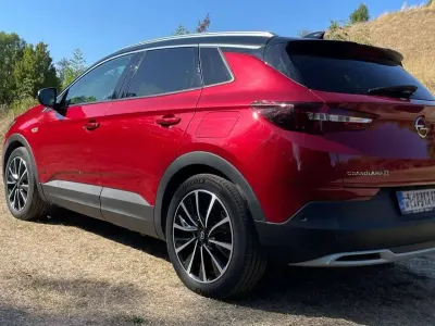 Gebraucht Opel Grandland X Edition 224 PS (164 kW) 2021 Rot SUV
