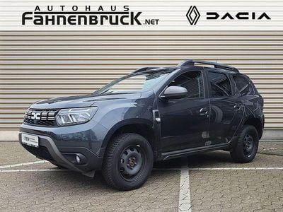 Grau Gebraucht 2022 Dacia Duster Journey SUV | 19.990 € (Fairer Preis)