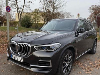 Grau Gebraucht 2022 BMW X5 M Sport SUV | 57.600 € (Fairer Preis)