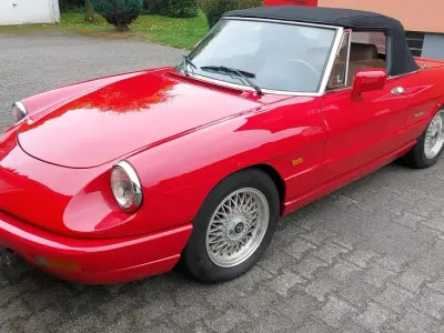 Gebraucht Alfa Romeo Spider 120 PS (88 kW) 1991 Silber Cabrio