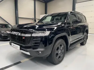 Neu Toyota Land Cruiser Sport 305 PS (224 kW) 2026 Schwarz SUV