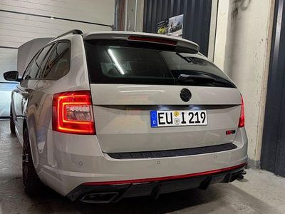 Grau Gebraucht 2015 Skoda Octavia RS Limousine | 16.750 € (Teuer)