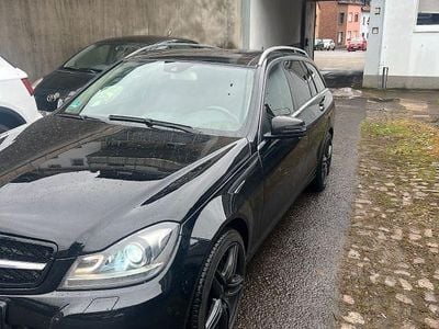 Gebraucht Mercedes C350 Avantgarde 265 PS (194 kW) 2012 Schwarz Limousine