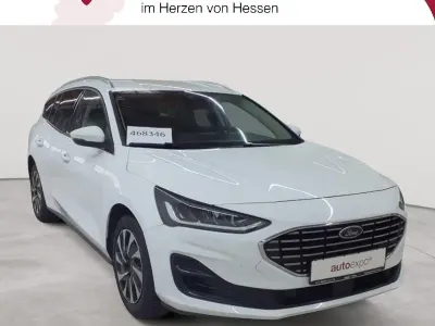 Gebraucht Ford Focus 120 PS (88 kW) 2022 Weiß Kombi